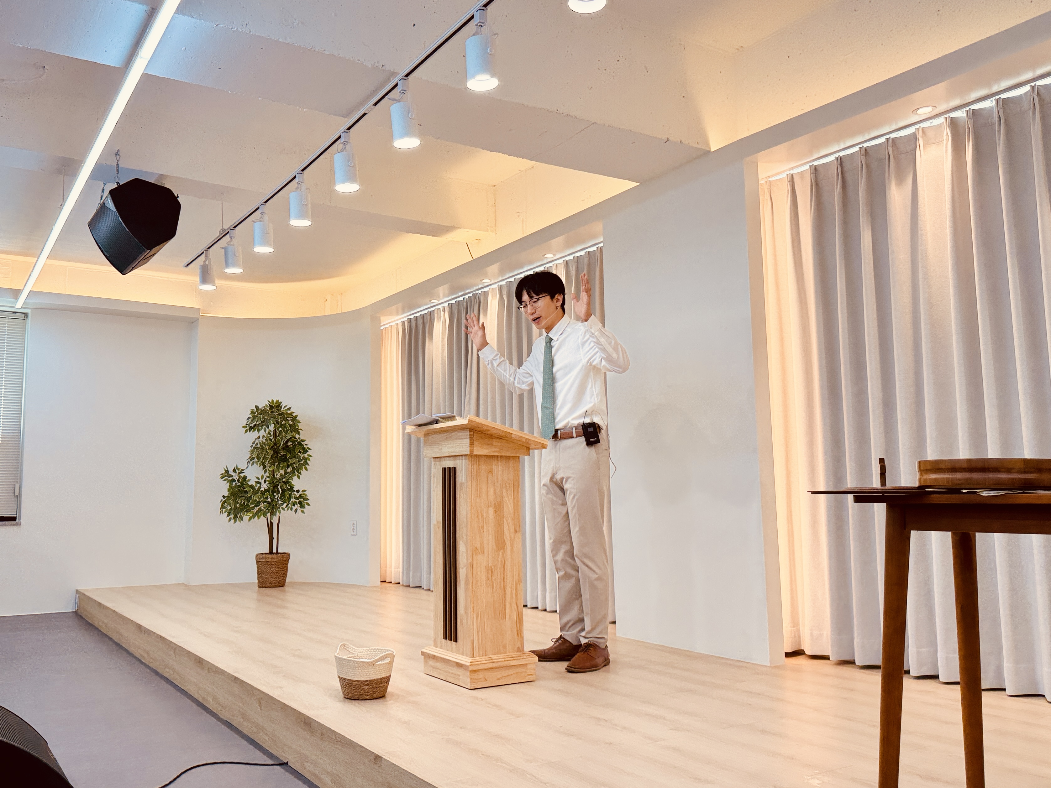 Pastor preaching during worship at Grace Presbyterian Church
